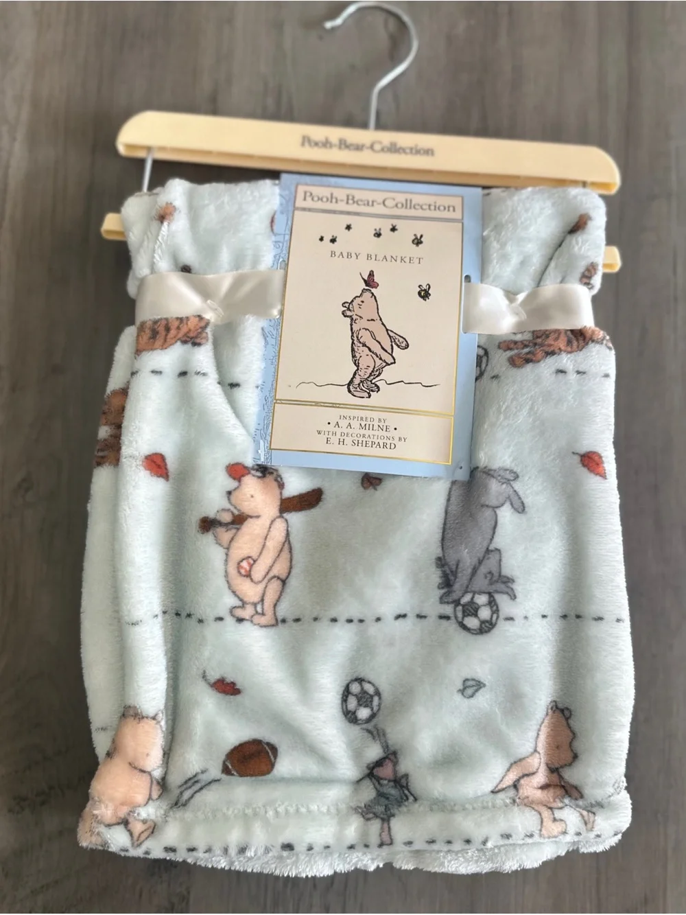 Pooh-Bear-Collection Baby Blanket & Bath Set in Baby Blue and Cream Sports Theme